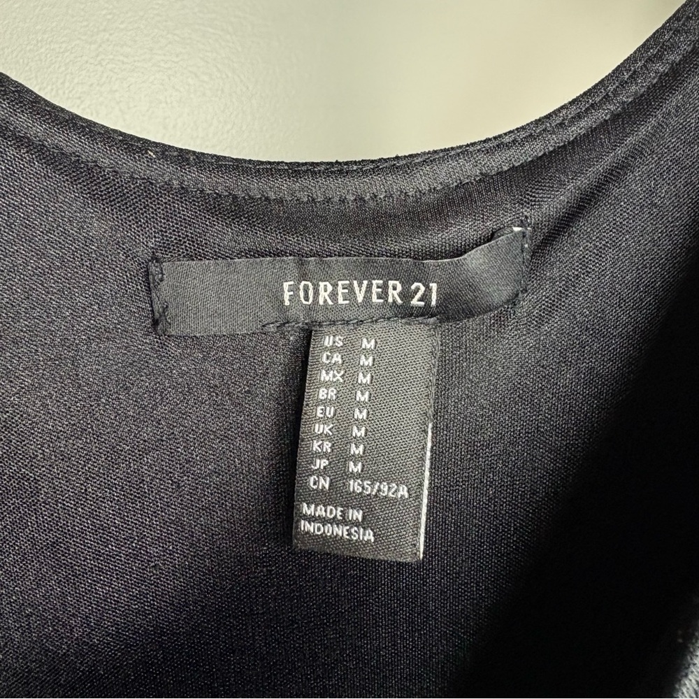 3/10$ 🌷 Forever 21 Black Scuba Skater Fit & Flare Mini Dress M - Picture 7 of 8